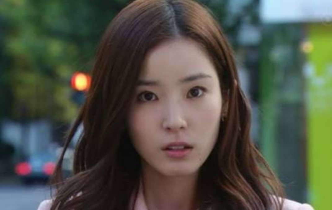 「濃い顔」と「薄い顔」を交互に貼っていくトピ