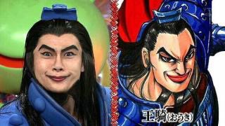 「濃い顔」と「薄い顔」を交互に貼っていくトピ