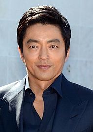 「濃い顔」と「薄い顔」を交互に貼っていくトピ