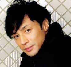 「濃い顔」と「薄い顔」を交互に貼っていくトピ