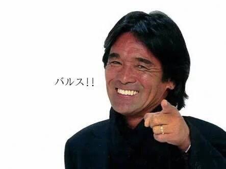 「濃い顔」と「薄い顔」を交互に貼っていくトピ