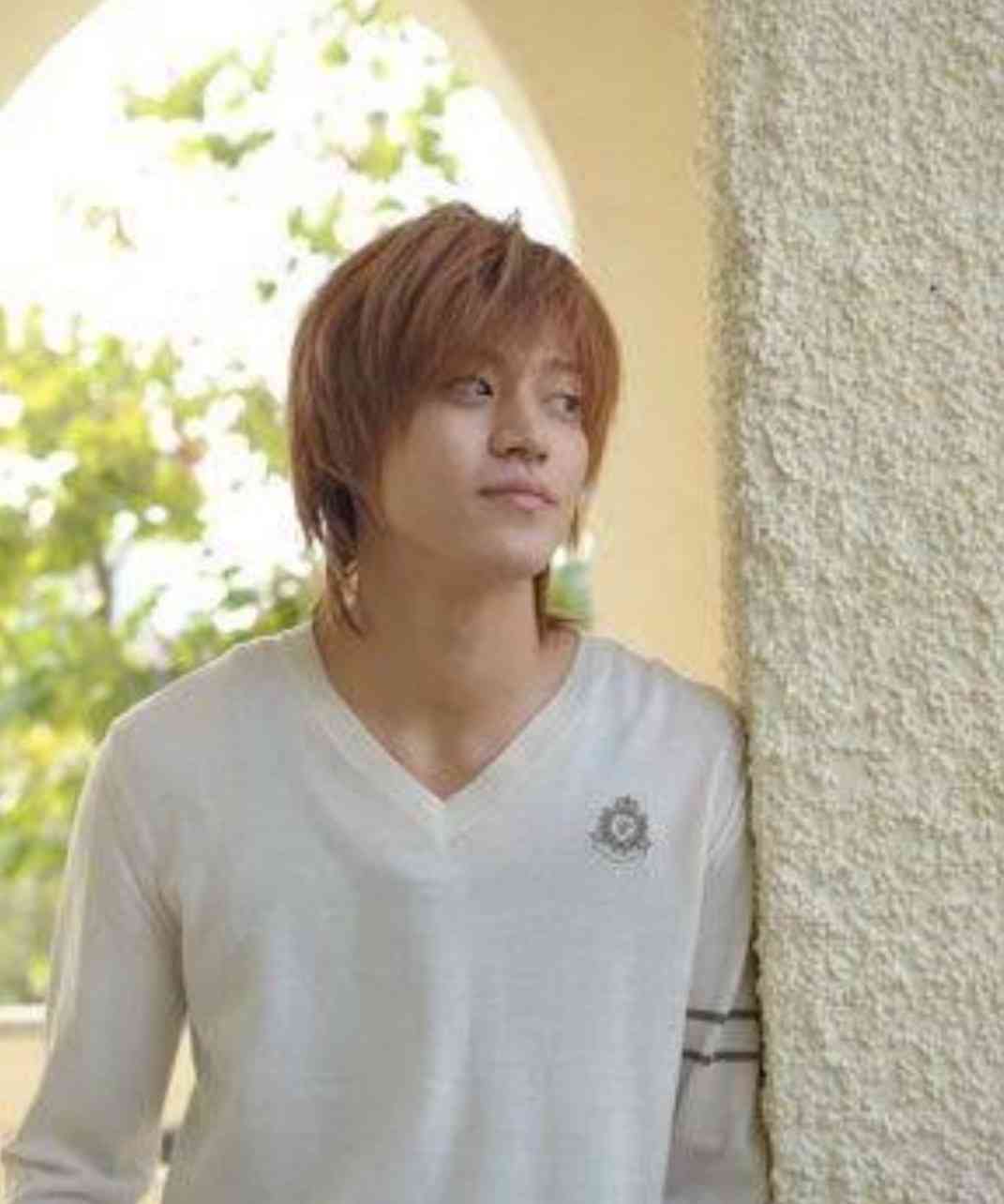 「濃い顔」と「薄い顔」を交互に貼っていくトピ