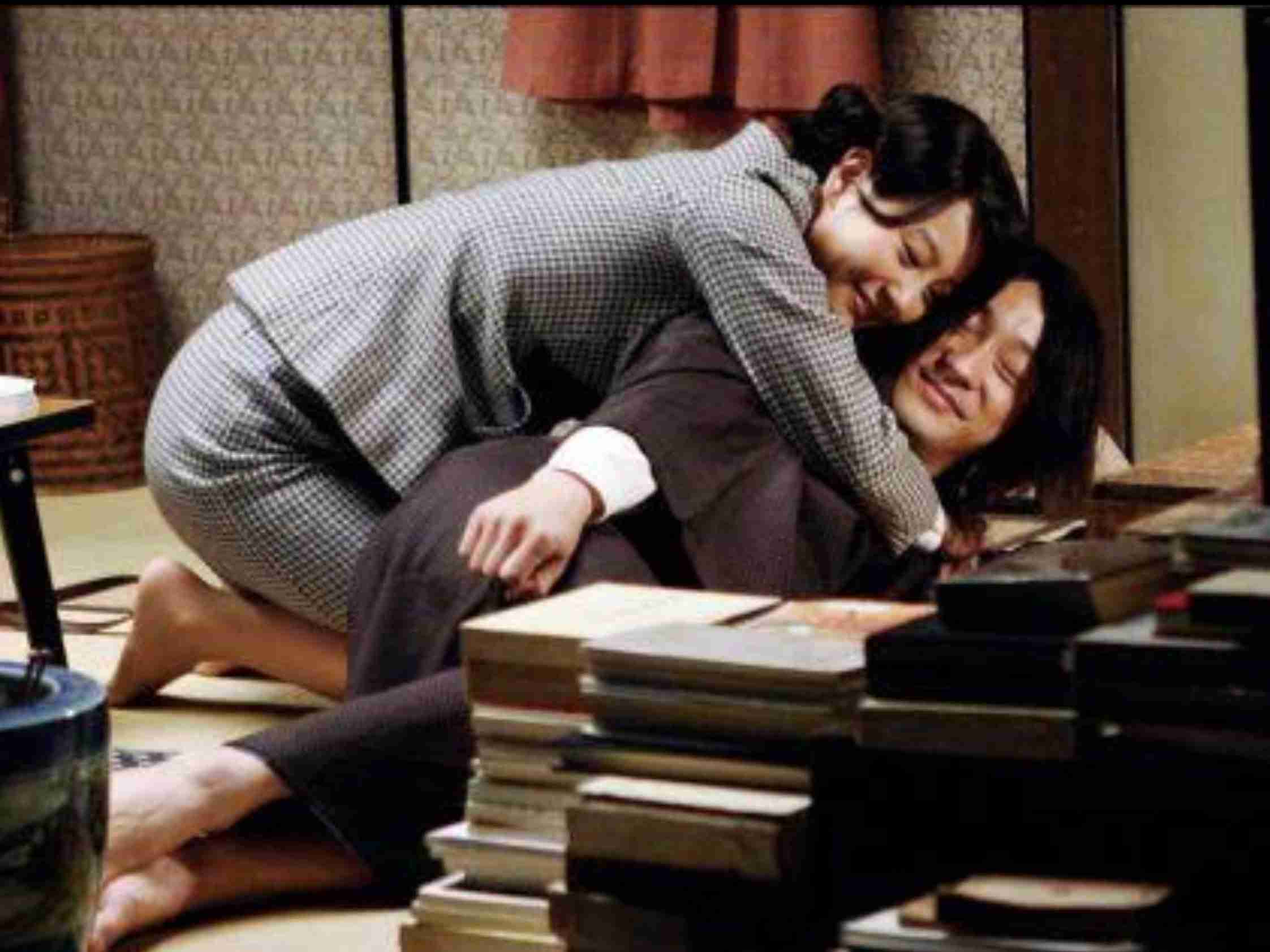 【クイズ】この夫婦は何のドラマ？