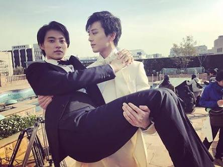 全身ホワイトコーデの似合う男性芸能人