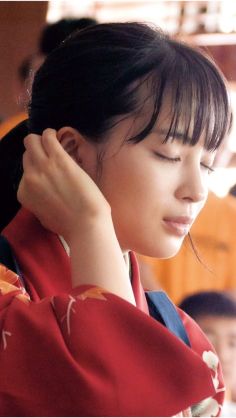 広瀬すずの顔だけを愛でるトピ Part3