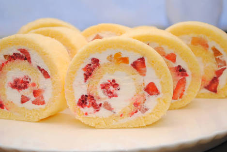 ロールケーキ好きな人！