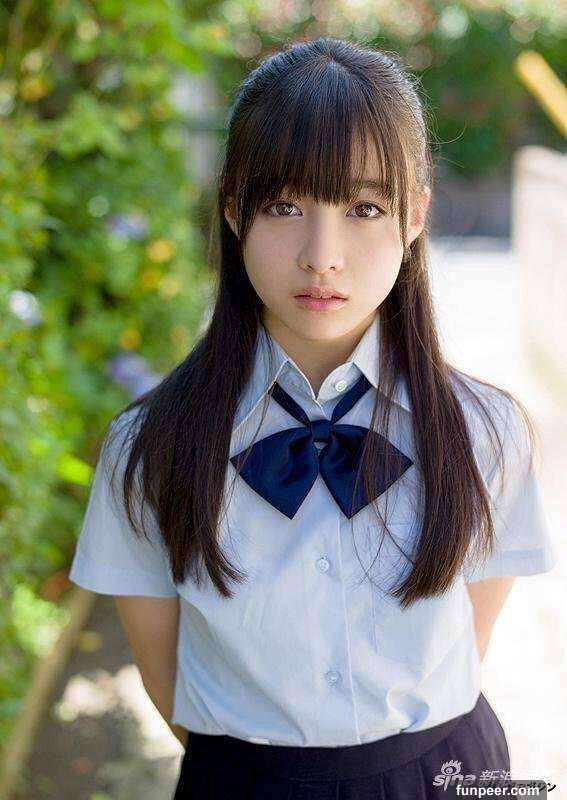 【画像】お人形さんみたいな顔