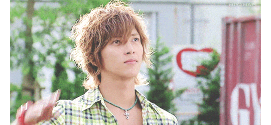 ポーズを決めてる画像を貼るトピ