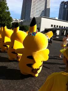 今年は夜も大行進!1500匹以上が登場する「ピカチュウ大量発生チュウ!」横浜で