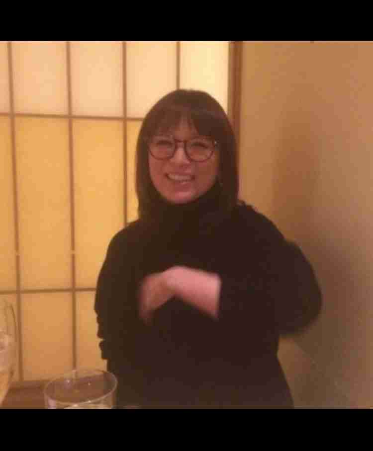浜崎あゆみ、「可愛すぎる」珍しいメガネ姿の自撮りに絶賛の声が相次ぐ