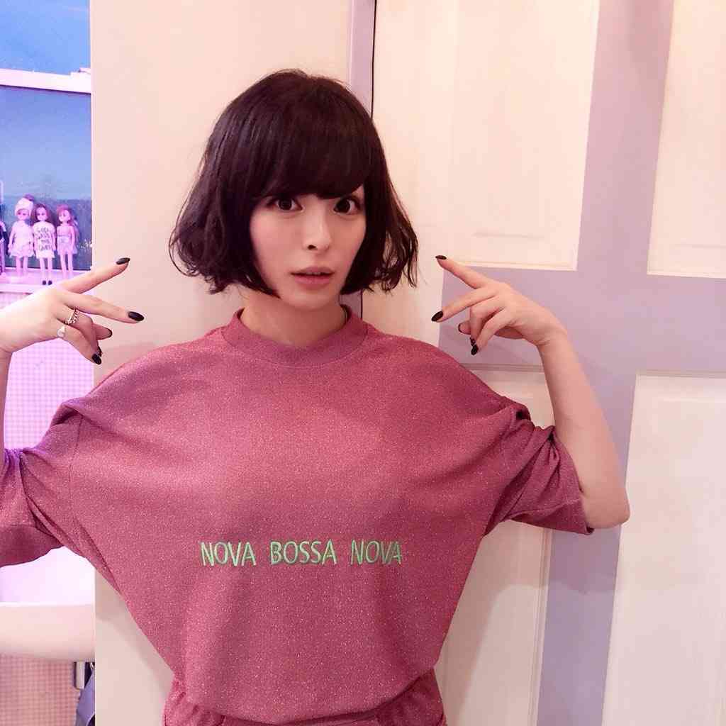 きゃりーぱみゅぱみゅ「2年ぶりの短さ」ショートボブにヘアチェンジ“大人可愛い”姿に最上もがも絶賛