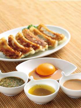 餃子につけるタレ、薬味は?