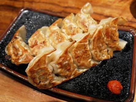 餃子につけるタレ、薬味は?