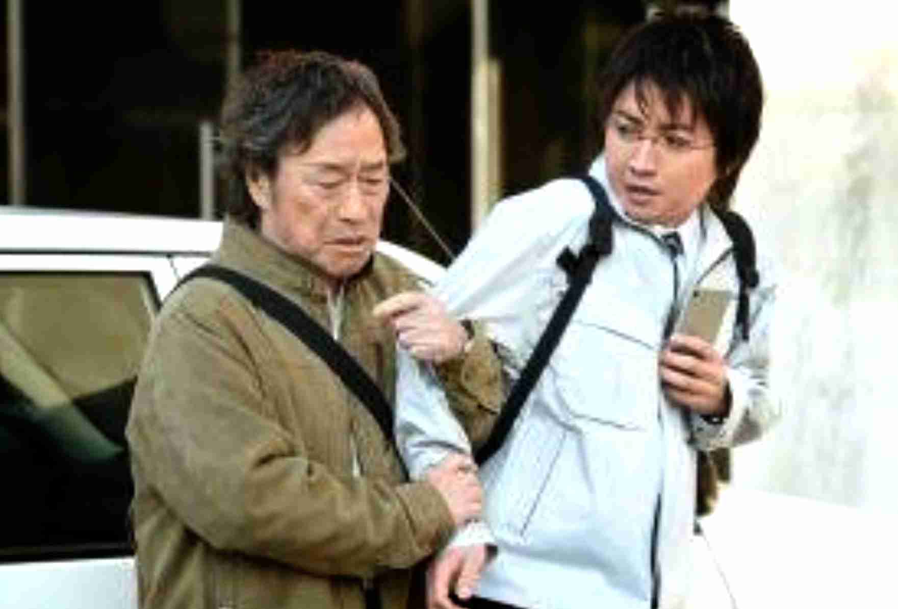 ヒッチハイクしてるみたいな画像を貼るトピ