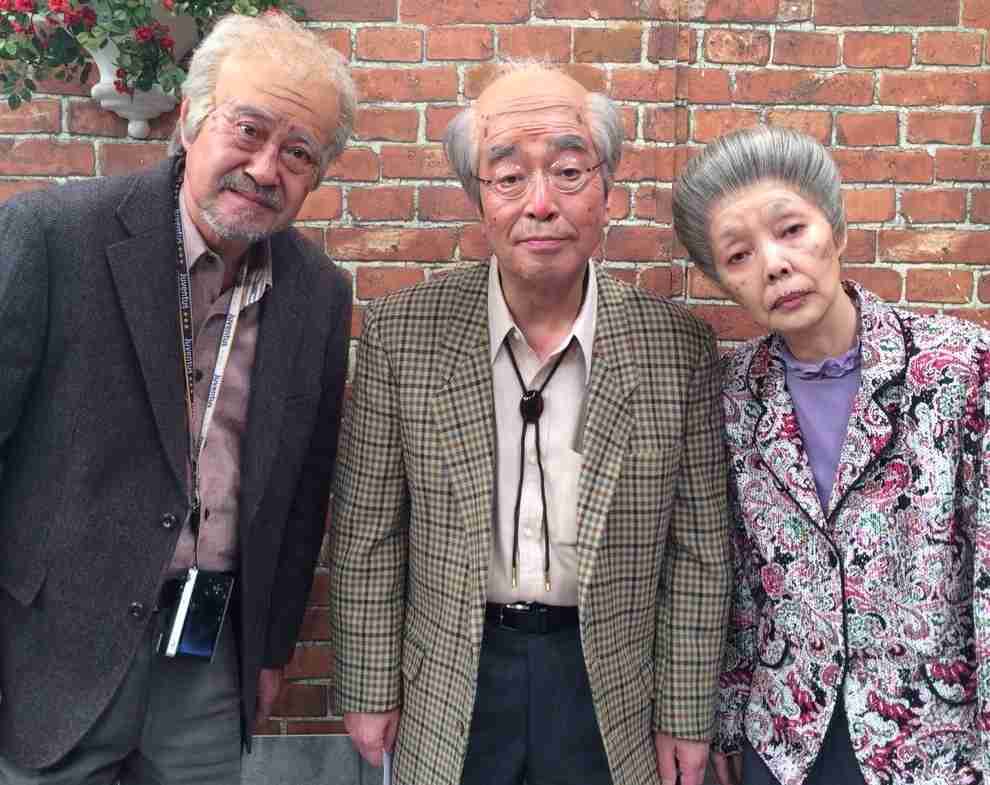 ヒッチハイクしてるみたいな画像を貼るトピ
