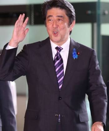 ヒッチハイクしてるみたいな画像を貼るトピ