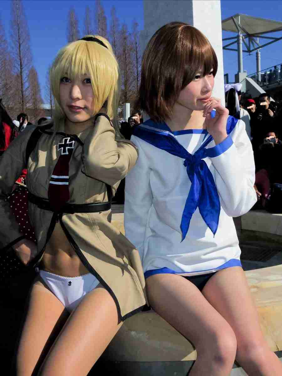 クオリティの低いコスプレを貼るトピ