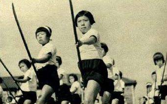 小学生時代を思い出す画像