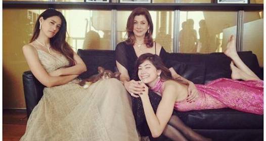 森星が1st写真集 身長175センチ・股下85センチが魅せる圧巻スタイル