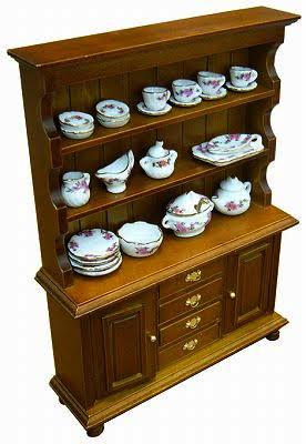 ミニチュアの家具を貼るトピ♪