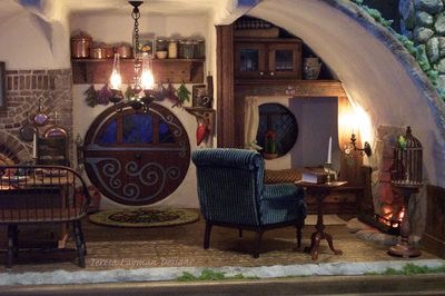 ミニチュアの家具を貼るトピ♪