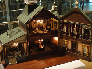 ミニチュアの家具を貼るトピ♪