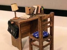 ミニチュアの家具を貼るトピ♪