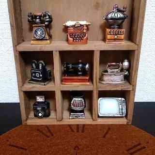 ミニチュアの家具を貼るトピ♪