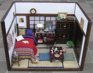 ミニチュアの家具を貼るトピ♪