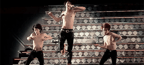 ダンスしている動画コレクション