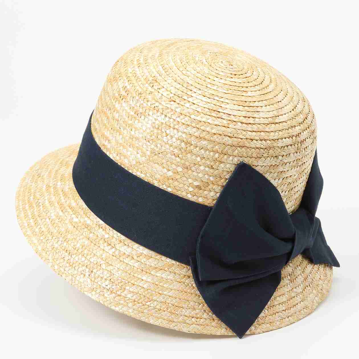 夏は帽子派ですか日傘派ですか?