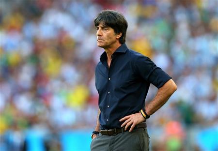 ヒカキンがW杯試合終了後の渋谷でゴミ拾い、またも好感度UPしてしまう　「マナーを守って日本代表を応援しましょう！」