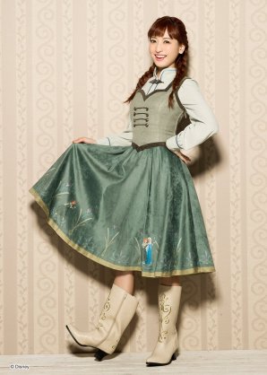 ディズニーキャラの夏らしいワンピースがたまらん可愛さ♡ プーさんにトイストーリー、あなたのお好みはどれ？