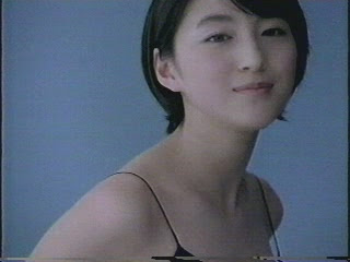 好きな化粧品のCM