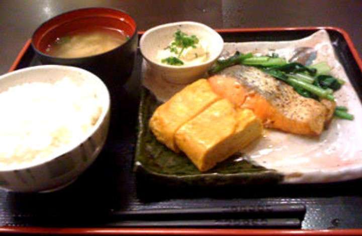 ガルちゃん定食屋オープン