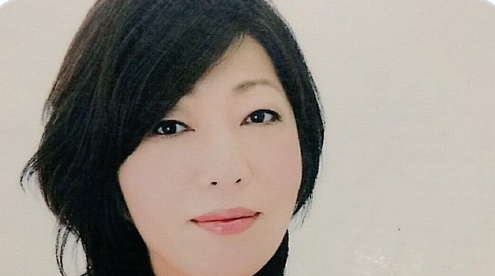 タイトルに「和田アキ子」をつけて画像を貼るトピ