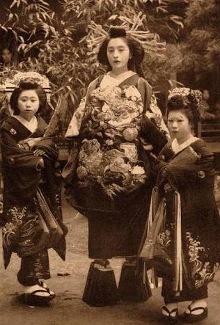 明治、大正、昭和の美人を貼るトピ