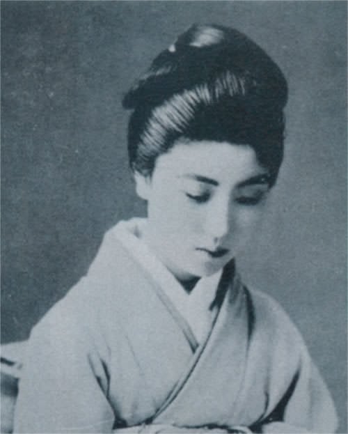 明治、大正、昭和の美人を貼るトピ