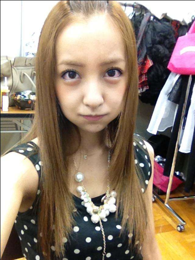 板野友美、すっぴん＆胸元あらわなナチュラルショットに反響
