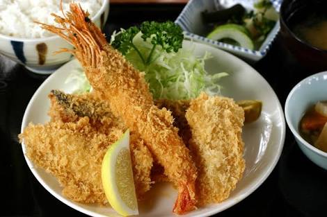好きな揚げ物でミックスフライ定食！（三品まで）