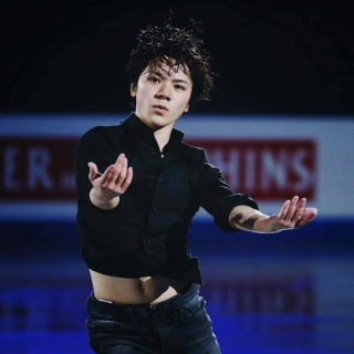 叶美香＆宇野昌磨選手のレア2ショットに「まさかの組み合わせ」と驚きの声
