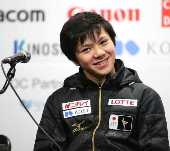 叶美香&宇野昌磨選手のレア2ショットに「まさかの組み合わせ」と驚きの声