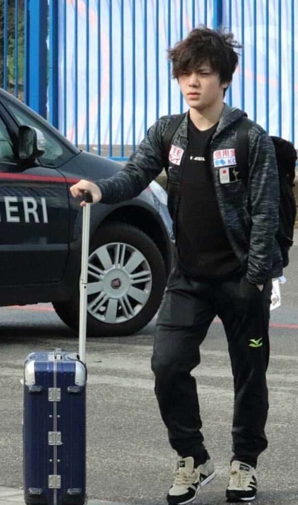 叶美香＆宇野昌磨選手のレア2ショットに「まさかの組み合わせ」と驚きの声