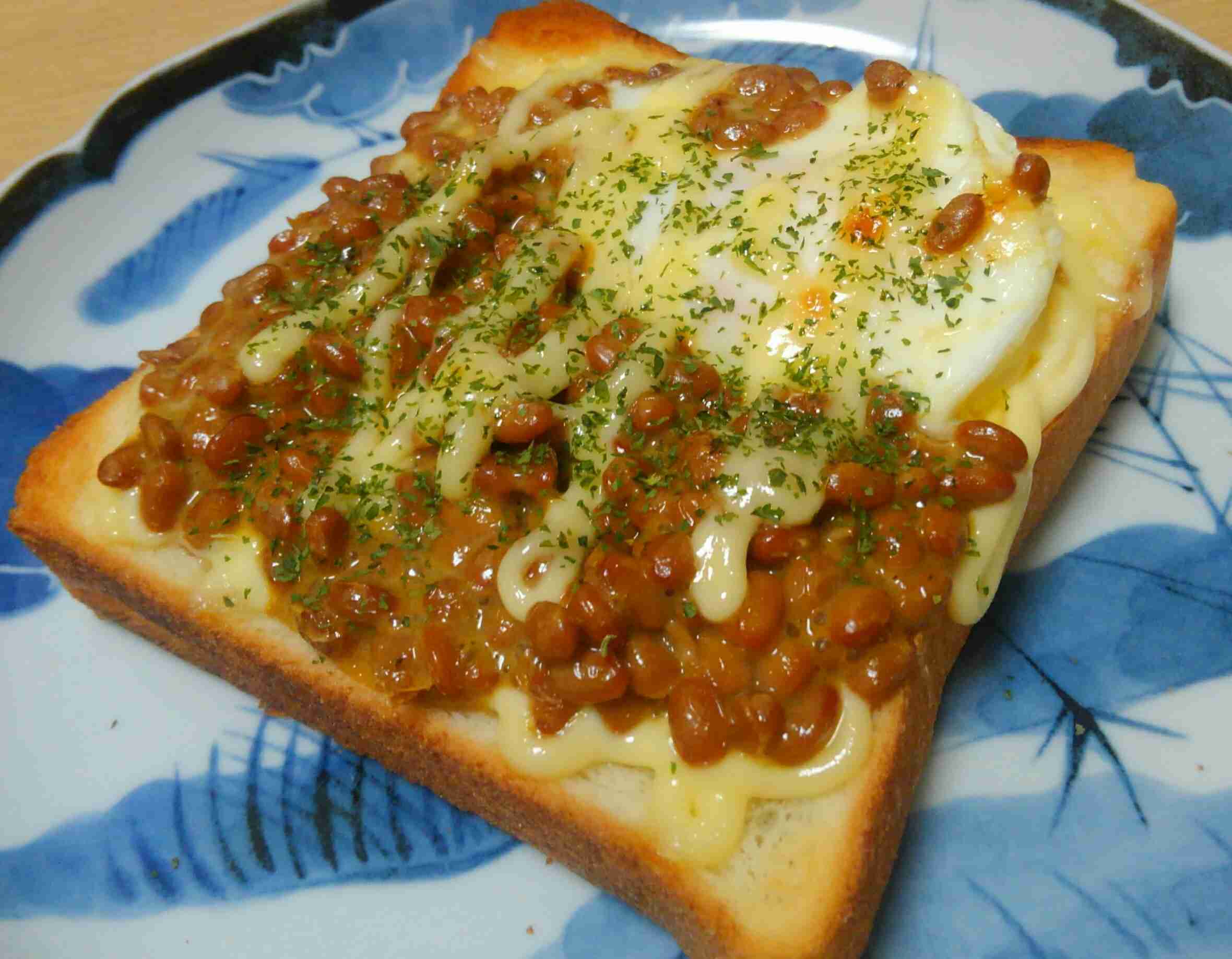 自分の携帯に入っている一番最新の食べ物画像を貼るトピ