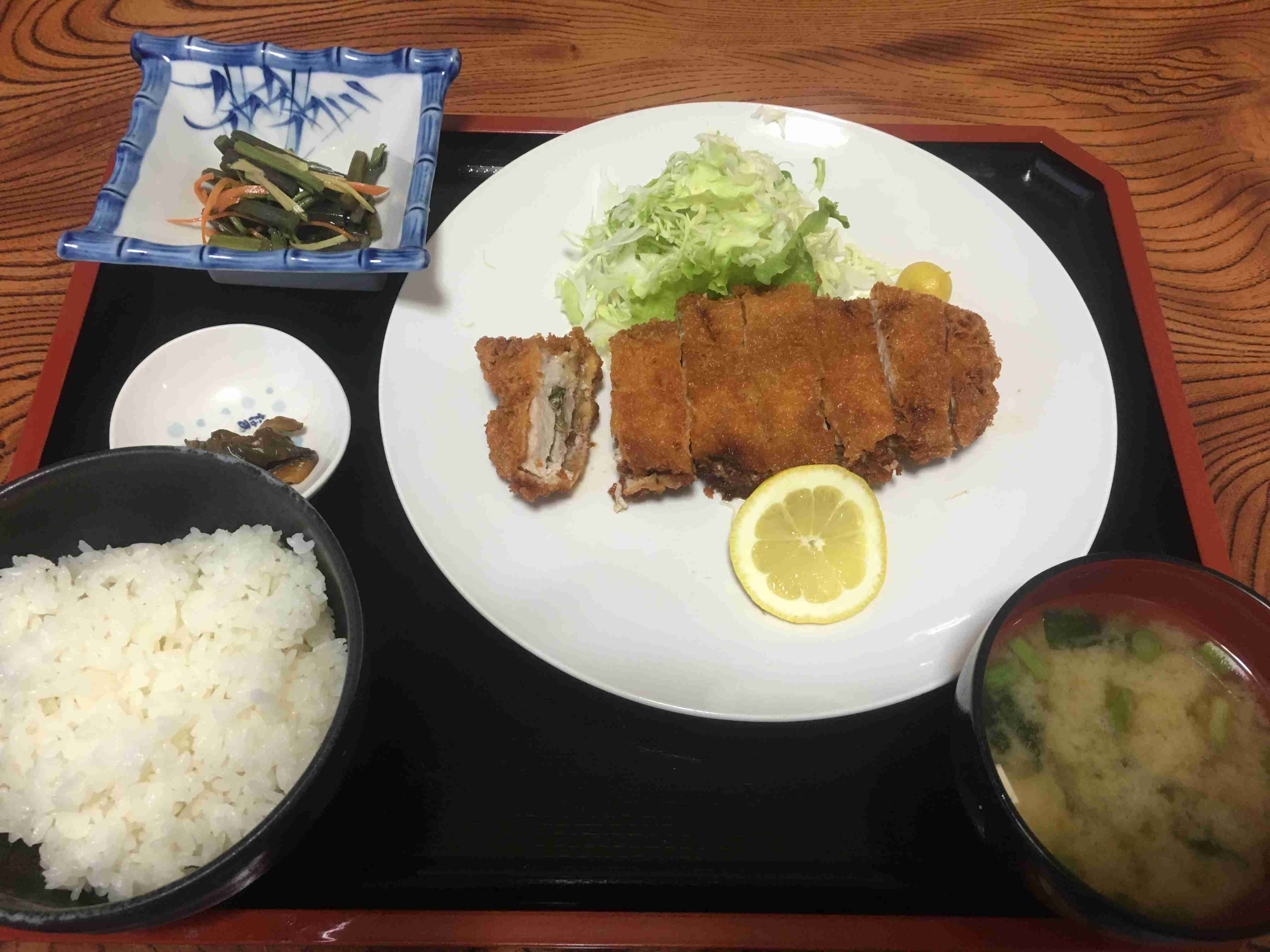 自分の携帯に入っている一番最新の食べ物画像を貼るトピ
