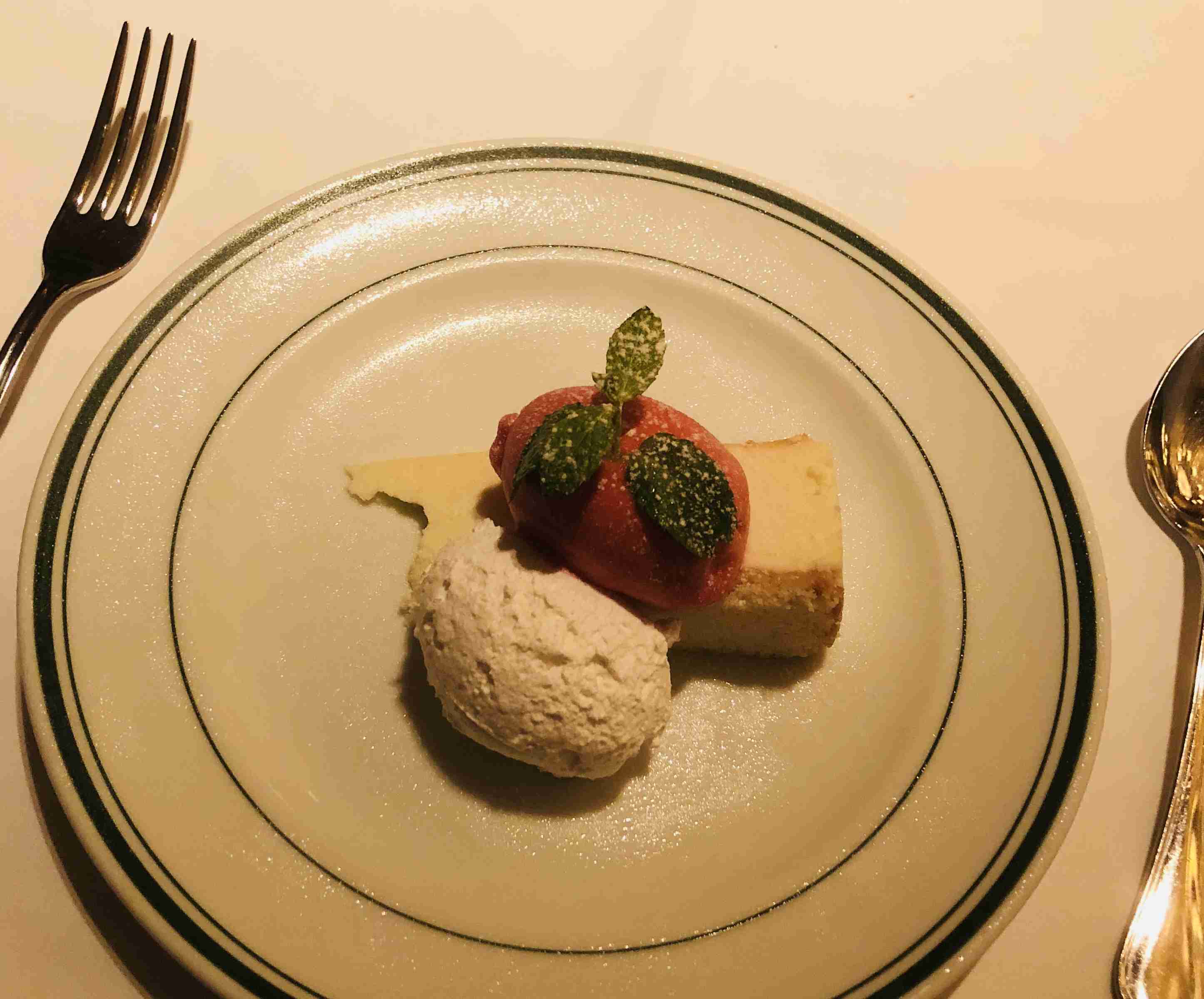 自分の携帯に入っている一番最新の食べ物画像を貼るトピ