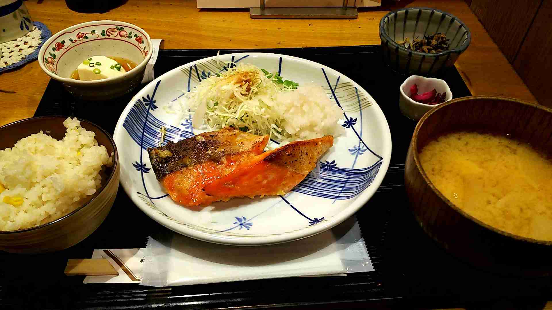 自分の携帯に入っている一番最新の食べ物画像を貼るトピ
