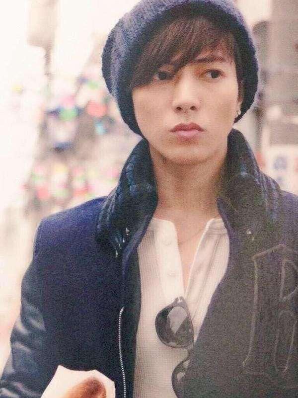 NEWS小山慶一郎・加藤シゲアキが未成年女性に飲酒強要