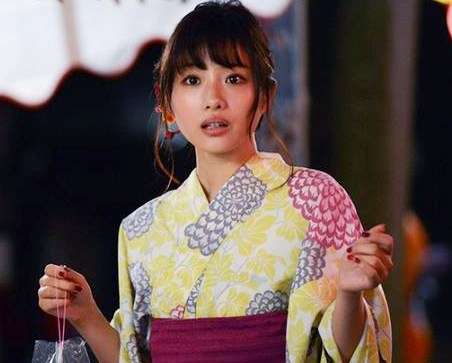 石原さとみ、着物姿のオフショットに「美しすぎ」「かわいい」の声続々