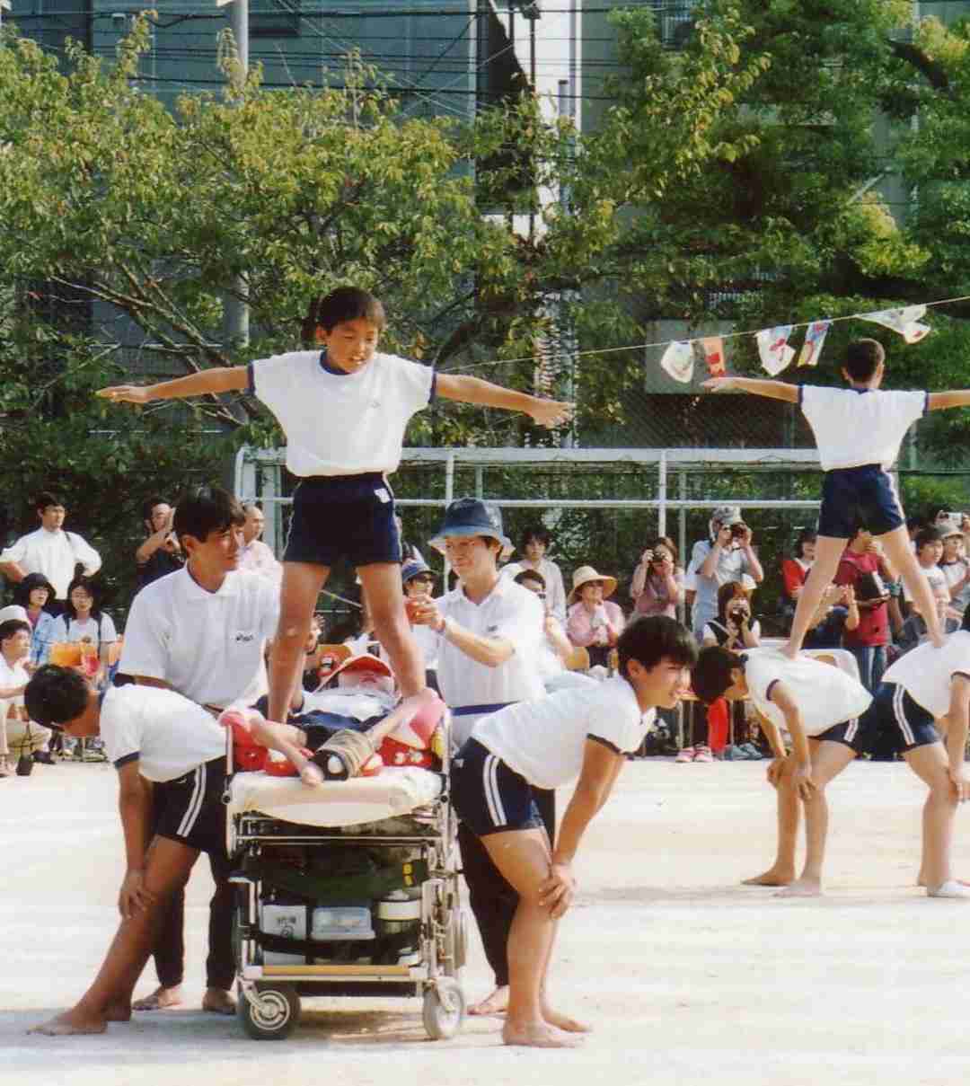 重度障害理由に地元小学校へ通えず、親子が提訴